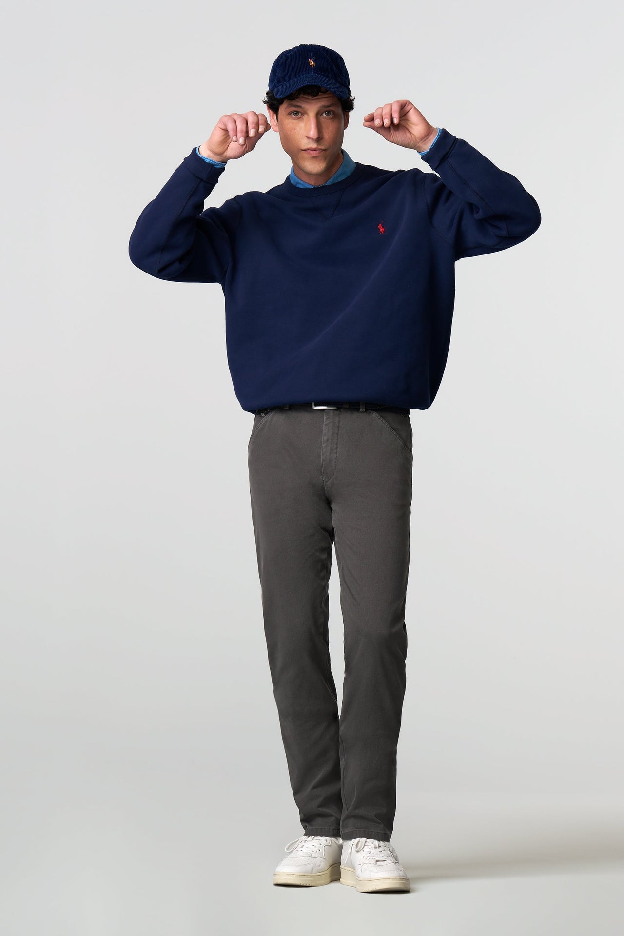 Chicago 2-5613 FINE MICRO