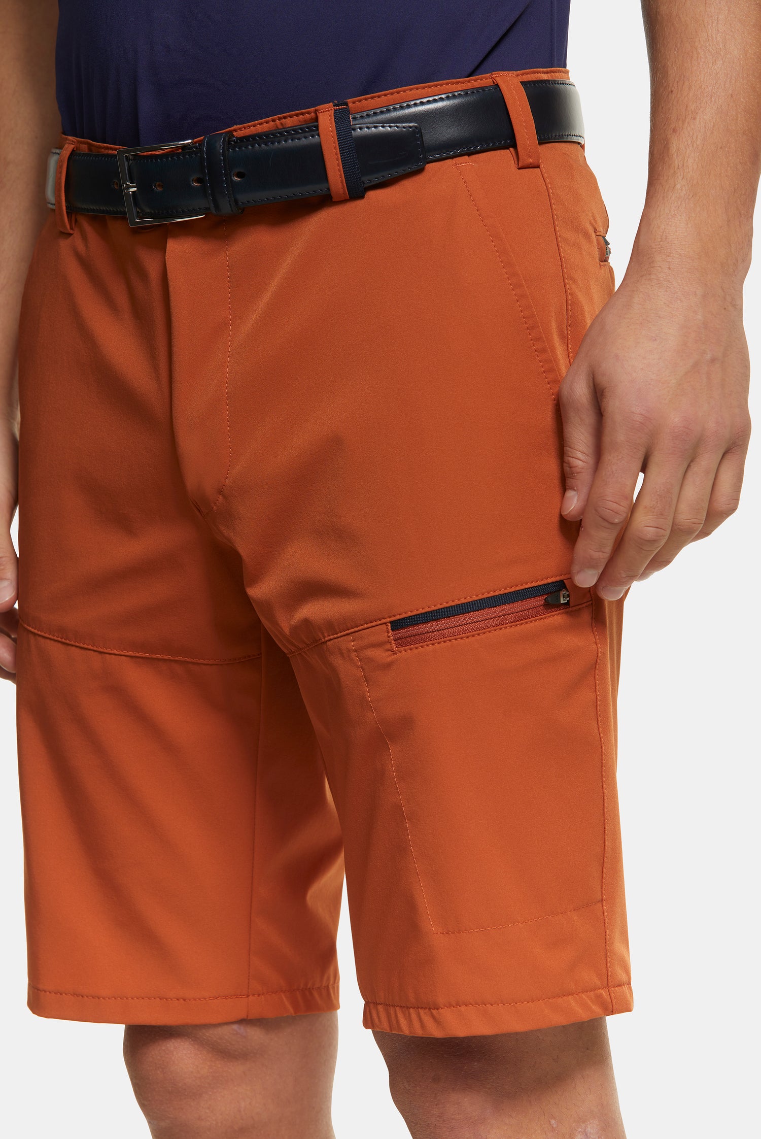 B-Arran 1-8070 ACTIVE • SHORT