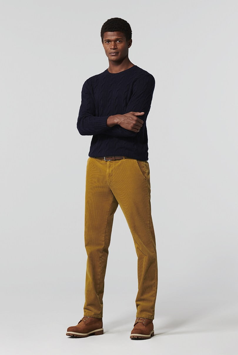 MEYER makes trousers for men. Sustainable. European. Fair.